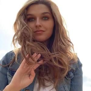 Meet your Posher, Devon